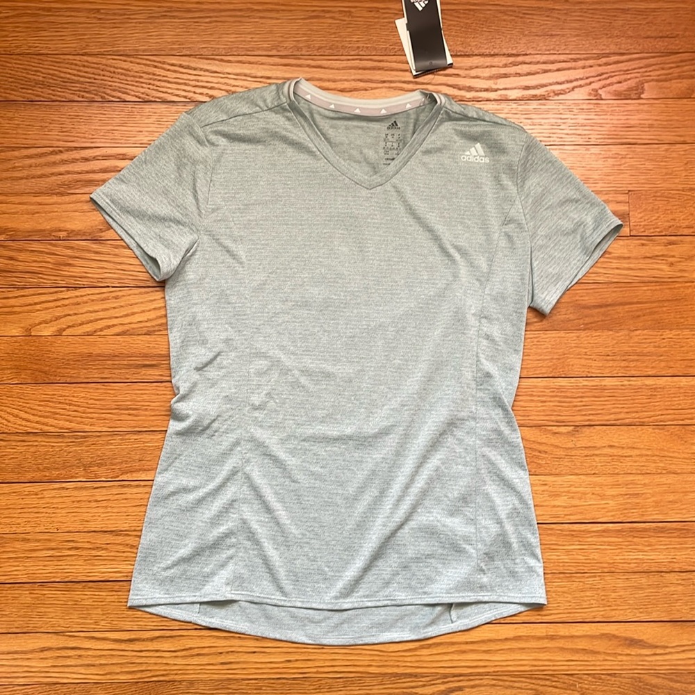 NWT adidas women’s climate top size M. Vapor green.